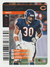 Load image into Gallery viewer, Mike Brown - Chicago Bears (NFL Football Card) 2001 Showdown - 2002 1st Edition # 74 Mint