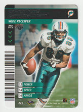 Load image into Gallery viewer, Oronde Gadsden - Miami Dolphins (NFL Football Card) 2001 Showdown - 2002 1st Edition # 221 Mint