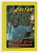Load image into Gallery viewer, Linda, Using the Homing Bracelet... (Trading Card) - Supergirl - 1984 Topps # 17 - Mint