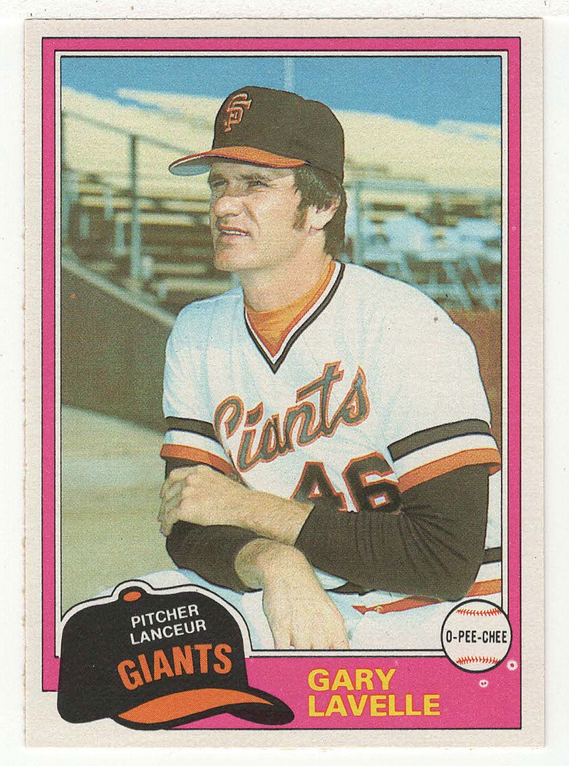 Gary Lavelle - San Francisco Giants (MLB Baseball Card) 1981 O-Pee-Chee # 62 NM