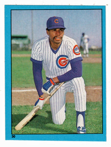 Steve Henderson - Chicago Cubs (MLB Baseball Card) 1982 Topps Stickers # 30 Mint