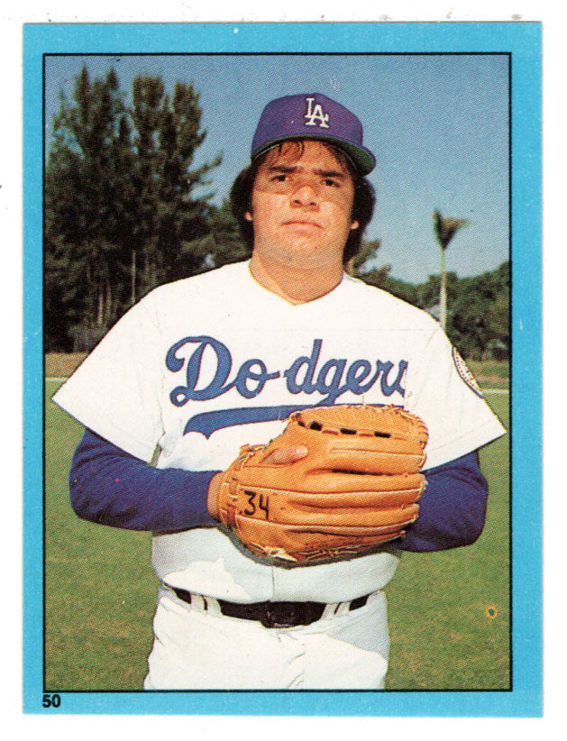 Fernando Valenzuela - Los Angeles Dodgers (MLB Baseball Card) 1982 Topps Stickers # 50 Mint