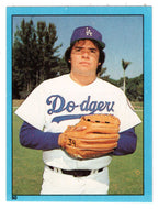 Fernando Valenzuela - Los Angeles Dodgers (MLB Baseball Card) 1982 Topps Stickers # 50 Mint