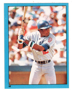 Dusty Baker - Los Angeles Dodgers (MLB Baseball Card) 1982 Topps Stickers # 52 Mint