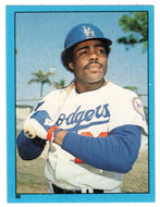 Pedro Guerrero - Los Angeles Dodgers (MLB Baseball Card) 1982 Topps Stickers # 55 Mint