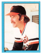 Greg Minton - San Francisco Giants (MLB Baseball Card) 1982 Topps Stickers # 107 Mint