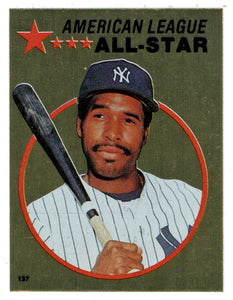 Dave Winfield - New York Yankees - Gold Foil (MLB Baseball Card) 1982 Topps Stickers # 137 Mint