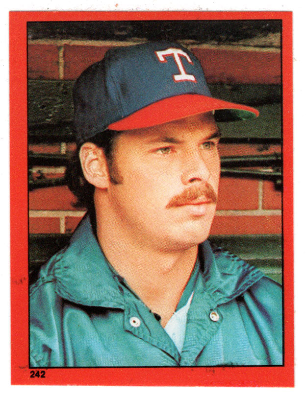 Steve Comer - Texas Rangers (MLB Baseball Card) 1982 Topps Stickers # 242 Mint