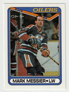 Mark Messier - Edmonton Oilers (NHL Hockey Card) 1990-91 O-Pee-Chee # 130 Mint
