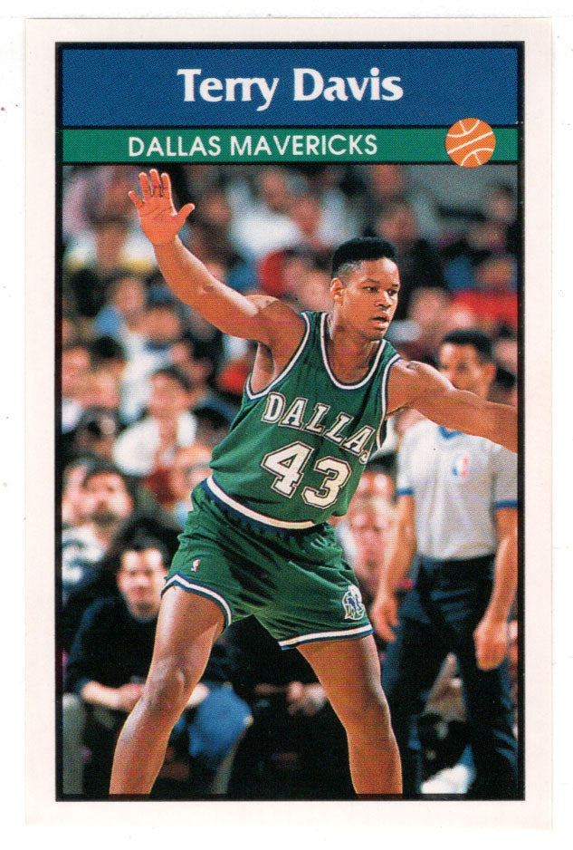 Terry Davis - Dallas Mavericks (NBA Basketball) 1992-93 Panini Basketball Stickers # 65 Mint