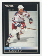 Mark Messier - New York Rangers (NHL Hockey Card) 1992-93 Pinnacle Bilingual # 1 Mint