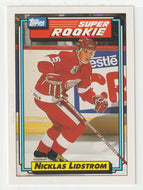 Nicklas Lidstrom - Detroit Red Wings - Super Rookie (NHL Hockey Card) 1992-93 Topps # 9 Mint