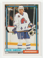Valeri Kamensky - Quebec Nordiques (NHL Hockey Card) 1992-93 Topps # 53 Mint