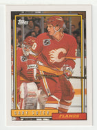 Gary Suter - Calgary Flames (NHL Hockey Card) 1992-93 Topps # 308 Mint