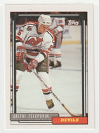 Valeri Zelepukin - New Jersey Devils (NHL Hockey Card) 1992-93 Topps # 462 Mint