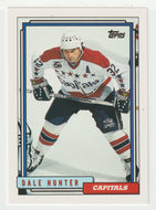 Dale Hunter - Washington Capitals (NHL Hockey Card) 1992-93 Topps # 464 Mint