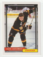 Igor Larionov - Vancouver Canucks (NHL Hockey Card) 1992-93 Topps # 512 Mint