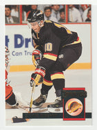 Pavel Bure - Vancouver Canucks (NHL Hockey Card) 1993-94 Donruss # 351 Mint