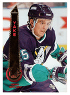 Terry Yake - Toronto Maple Leafs (NHL Hockey Card) 1994-95 Pinnacle # 282 Mint