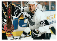Rick Tocchet - Los Angeles Kings (NHL Hockey Card) 1994-95 Pinnacle # 371 Mint
