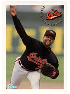 Alan Mills - Baltimore Orioles (MLB Baseball Card) 1994 Fleer # 10 Mint