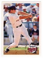 Gene Larkin - Minnesota Twins (MLB Baseball Card) 1994 Fleer # 211 Mint