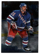 Ray Ferraro - New York Rangers (NHL Hockey Card) 1995-96 Fleer Metal # 94 VG-NM