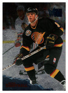 Russ Courtnall - Vancouver Canucks (NHL Hockey Card) 1995-96 Fleer Metal # 150 VG-NM