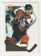 John LeClair - Philadelphia Flyers (NHL Hockey Card) 1995-96 Pinnacle Summit # 75 Mint