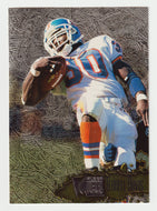 Terrell Davis - Denver Broncos (NFL Football Card) 1996 Fleer Metal # 34 Mint