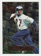 Walt Harris RC - Chicago Bears (NFL Football Card) 1996 Fleer Metal # 134 Mint