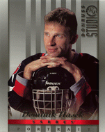 Dominik Hasek - Buffalo Sabres - 8 X 10 Portraits (NHL Hockey Card) 1997-98 Donruss Studio # 2 Mint