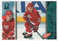 Vyacheslav Kozlov - Detroit Red Wings - Emerald Green (NHL Hockey Card) 1997-98 Pacific Omega # 81 Mint