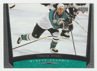Travis Green - Anaheim Ducks (NHL Hockey Card) 1998-99 Upper Deck # 215 Mint