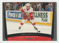 Igor Larionov - Detroit Red Wings (NHL Hockey Card) 1998-99 Upper Deck # 261 Mint