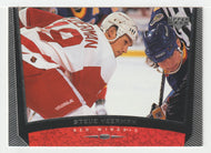 Checklist # 4 -Steve Yzerman (NHL Hockey Card) 1998-99 Upper Deck # 389 Mint