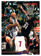 Antonio Davis - Toronto Raptors (NBA Basketball Card) 2002-03 Topps Stadium Club # 78 Mint