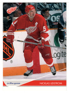 Nicklas Lidstrom - Detroit Red Wings (NHL Hockey Card) 2003-04 ITG (In the Game) Toronto Star # 34 Mint