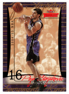 Peja Stojakovic - Sacramento Kings (NBA Basketball Card) 2004-05 Fleer Throwbacks # 20 Mint