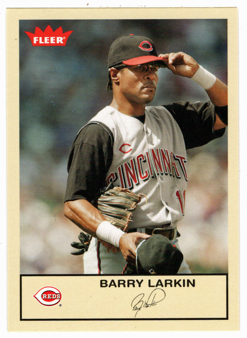 Barry Larkin - Cincinnati Reds (MLB Baseball Card) 2005 Fleer Tradition # 69 Mint