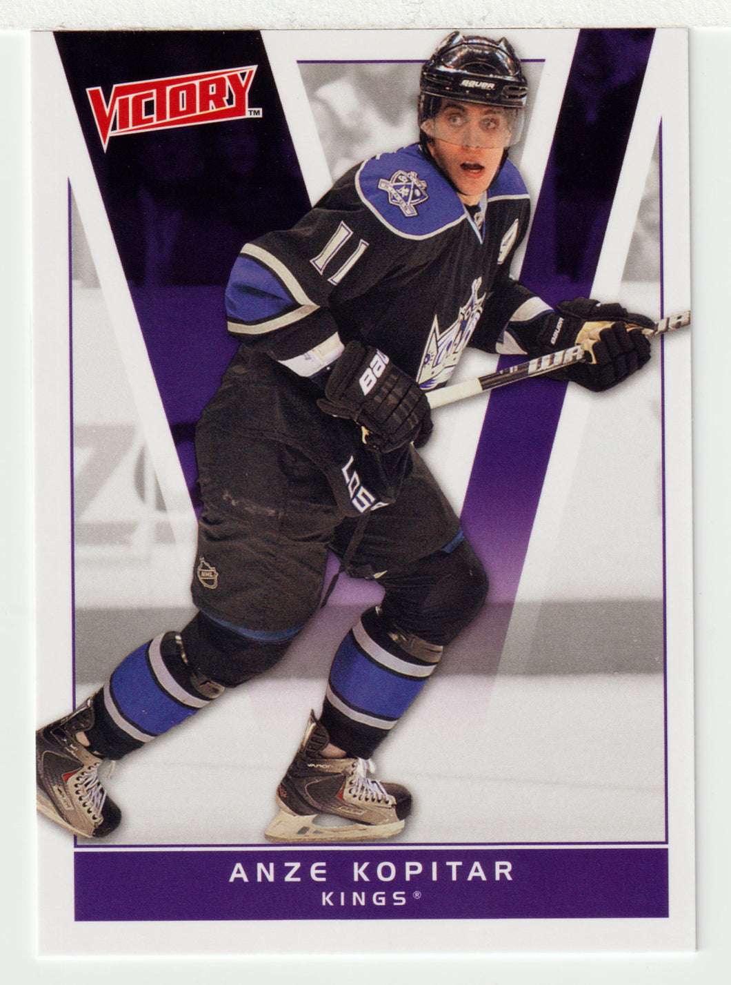 Anze Kopitar - Los Angeles Kings (NHL Hockey Card) 2010-11 Upper Deck Victory # 87 Mint