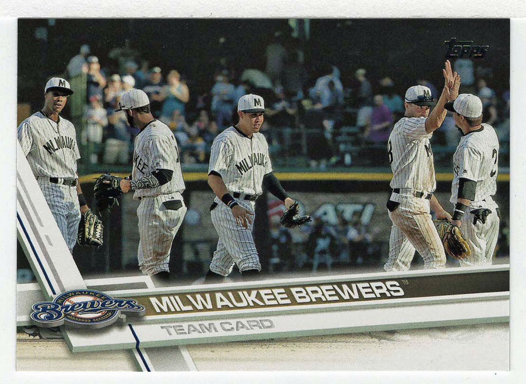 Milwaukee Brewers Team Card (MLB Baseball Card) 2017 Topps # 557 Mint