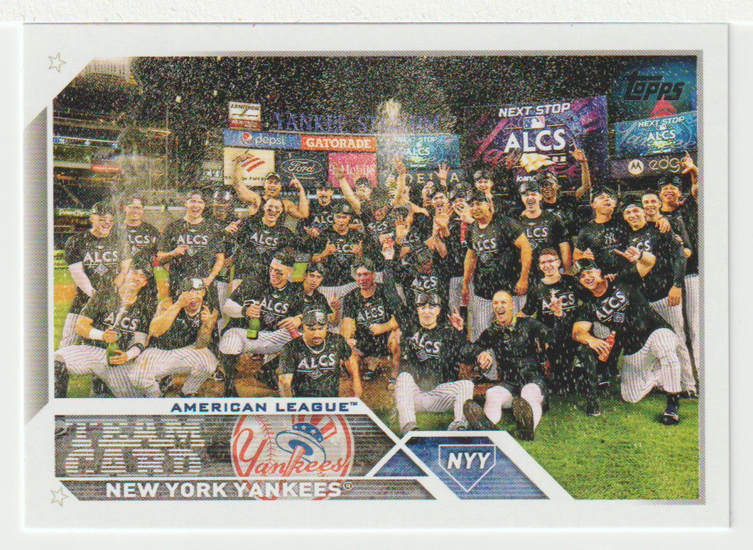 New York Yankees Team Card (MLB Baseball Card) 2023 Topps # 516 Mint