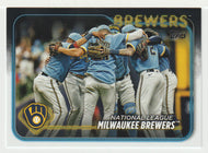 Milwaukee Brewers Team Card (MLB Baseball Card) 2024 Topps # 533 Mint