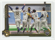 Milwaukee Brewers Team Card (MLB Baseball Card) 2025 Topps # 396 Mint