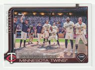 Minnesota Twins Team Card (MLB Baseball Card) 2025 Topps # 688 Mint