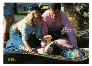Grayza and Braca Approach Moya (Trading Card) Farscape - Season Four - 2003 Rittenhouse Archives # 254 - Mint