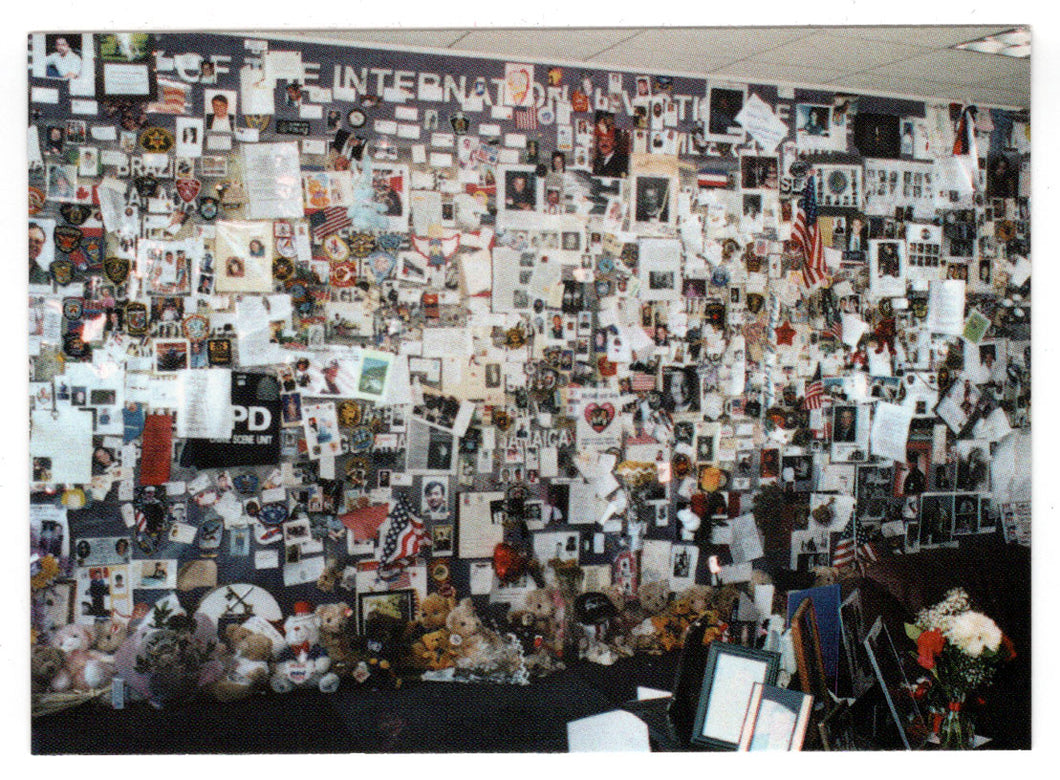 One Liberty Plaza (Trading Card) Heroes of the World Trade Center Memorial - Tribute - 2002 Chestnut Publications # 162 - Mint