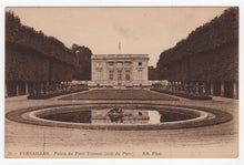 Load image into Gallery viewer, Palais du Petit Trianon (Cote du Parc), France Vintage Original Postcard # 1895 - New - Early 1900's
