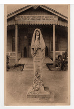 Load image into Gallery viewer, Berthe Girardet - Sculptor, France Vintage Original Postcard # 5394 - New - 1930's
